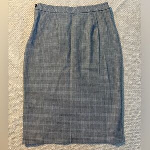 Banana Republic Pencil Skirt (4 Tall)
